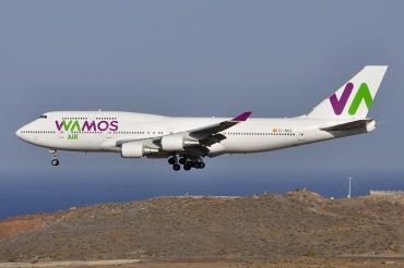 EC-MDS (cn 26910) Boeing 747-419