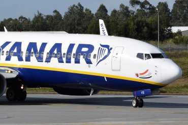 EI-EFZ (38489) 2009 Boeing 737-8AS(WL)