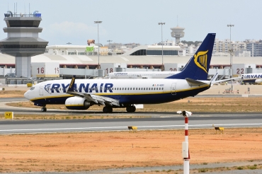 EI-EBO, (cn 35004), Boeing 737-8AS
