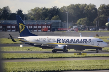EI-EKN (35026) 2010 Boeing 737-8AS(WL)