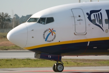 EI-DYX (37517) 2008 Boeing 737-8AS(WL)