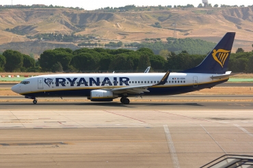EI-EBG (37525) 2009 Boeing 737-8AS WL