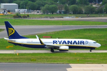 EI-DCJ (33564) 2004 Boeing 737-8AS(WL)