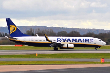 EI-DCM (33807) 2004 Boeing 737-8AS(WL)