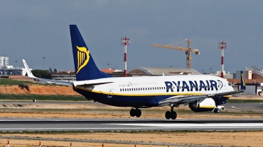 EI-DHP (33579) 2005 Boeing 737-8AS(WL)