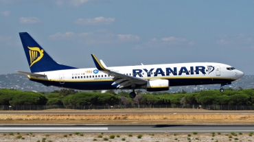 EI-DLH (33590) 2006 Boeing 737-8AS(WL)