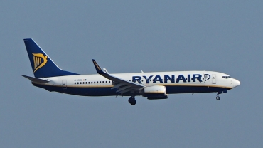 EI-EBE (37523) 2009 Boeing 737-8AS(WL)