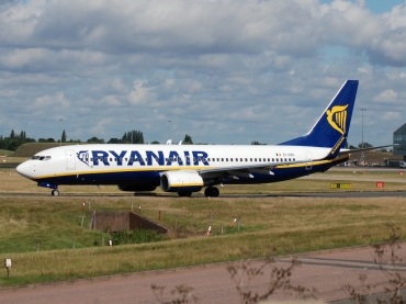 EI-EBG (37525) 2009 Boeing 737-8AS WL