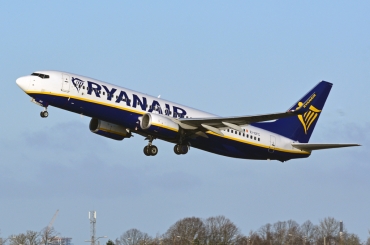 EI-EFC (35015) 2009 Boeing 737-8AS(WL)