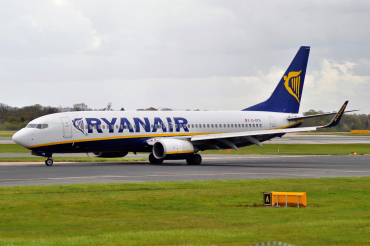 EI-EFN (37358) 2009 Boeing 737-8AS(WL)