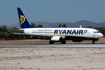 EI-EFT, (cn 37543), Boeing 737-8AS