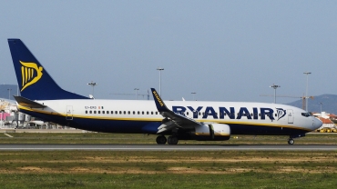 EI-EKG (35021) 2010 Boeing 737-8AS(WL)