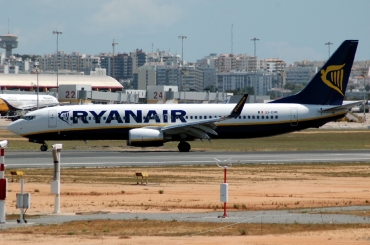 EI-ENK (40303) 2011 Boeing 737-8AS(WL)