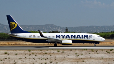 EI-ENP (40304) 2011 Boeing 737-8AS(WL)