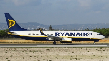 EI-ESY (34999) 2011 Boeing 737-8AS(WL)