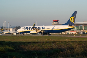 EI-EVN (40294) 2012 Boeing 737-8AS WL