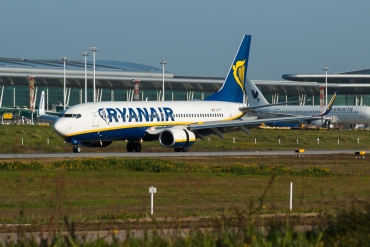 EI-FIF (44696) 2015 Boeing 737-8AS(WL)