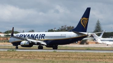 EI-FOA (44708) 2015 Boeing 737-8AS(WL)
