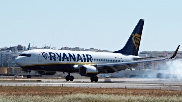 EI-FOW (44729) 2016 Boeing 737-8AS(WL)