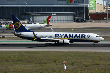 EI-DLY (33601) 2006 Boeing 737-8AS(WL)