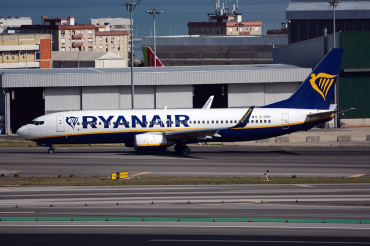 EI-EBD (37522) 2009 Boeing 737-8AS(WL)