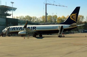 EI-EBR (37530) 2009 Boeing 737-8AS(WL)