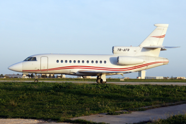 TR-AFR (59) 1988 Dassault Falcon 900