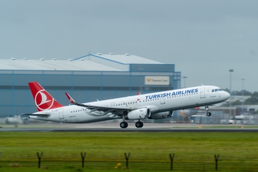 TC-JSR (6652) 2015 Airbus A321-231(WL)