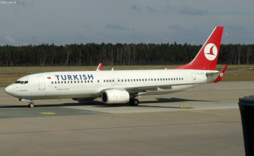 TC-JFT (29780) 1999 Boeing 737-8F2(WL)