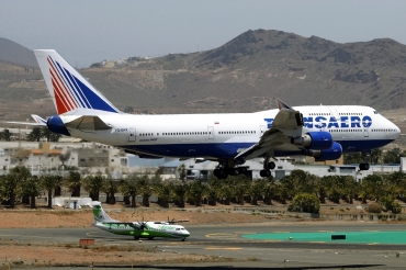 VQ-BHX (28960) 1998 Boeing 747-4F6