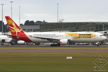 VH-OGL (25363) 1991 Boeing 767-338(ER)
