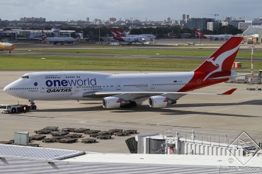 VH-OEF (32910) 2002 Boeing 747-438(ER)