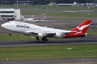 VH-OEI (32913) 2003 Boeing 747-438(ER)