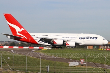 VH-OQH (050) 2009 Airbus A380-842