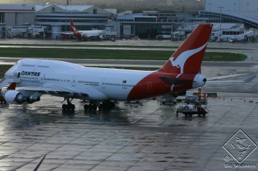 VH-OEH (32912) 2003 Boeing 747-438(ER)