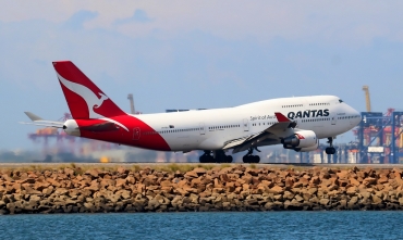 VH-OEH (32912) 2003 Boeing 747-438(ER)