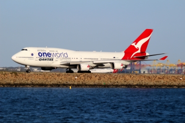 VH-OEF (32910) 2002 Boeing 747-438(ER)