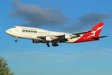 VH-OEH (32912) 2003 Boeing 747-438(ER)
