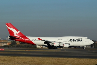 VH-OEH (32912) 2003 Boeing 747-438(ER)