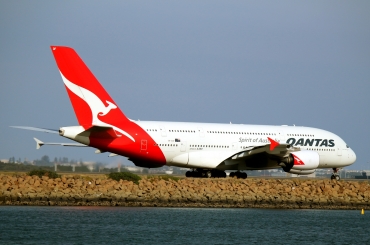 VH-OQF (029) 2009 Airbus A380-842