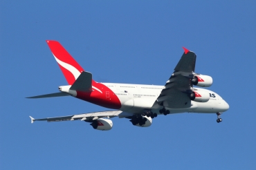 VH-OQI (055) 2010 Airbus A380-842
