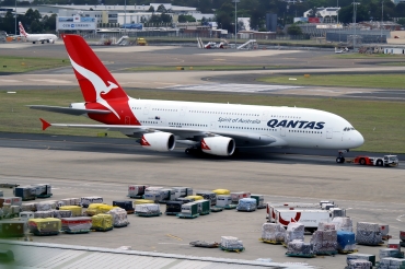 VH-OQI (055) 2010 Airbus A380-842