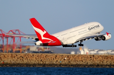VH-OQJ (062) 2010 Airbus A380-842