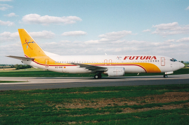 EC-EVE (24685) 1990 Boeing 737-4Y0
