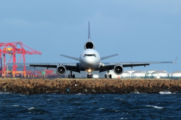 N572FE (48755) 1997 McDonnell Douglas MD-11(F)