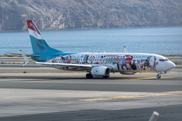 LX-LBA (43537) 2015 Boeing 737-8C9(WL)