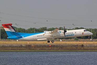 LX-LGH (4420) 2012 Bombardier Dash 8-Q402