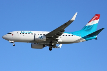 LX-LGR (33803) 2004 Boeing 737-7C9WL