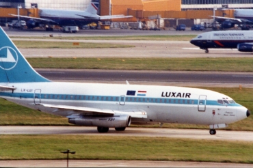 LX-LGI (cn 21444) Boeing 737-2C9