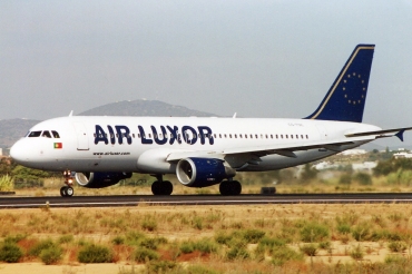 CS-TQE, (cn 221), Airbus A320-211